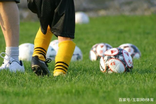 马卡：弗里克话语权飞速提升，巴萨紧密围绕其战术需求引进球员